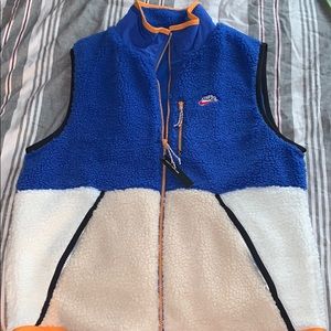 Nike fleece vest